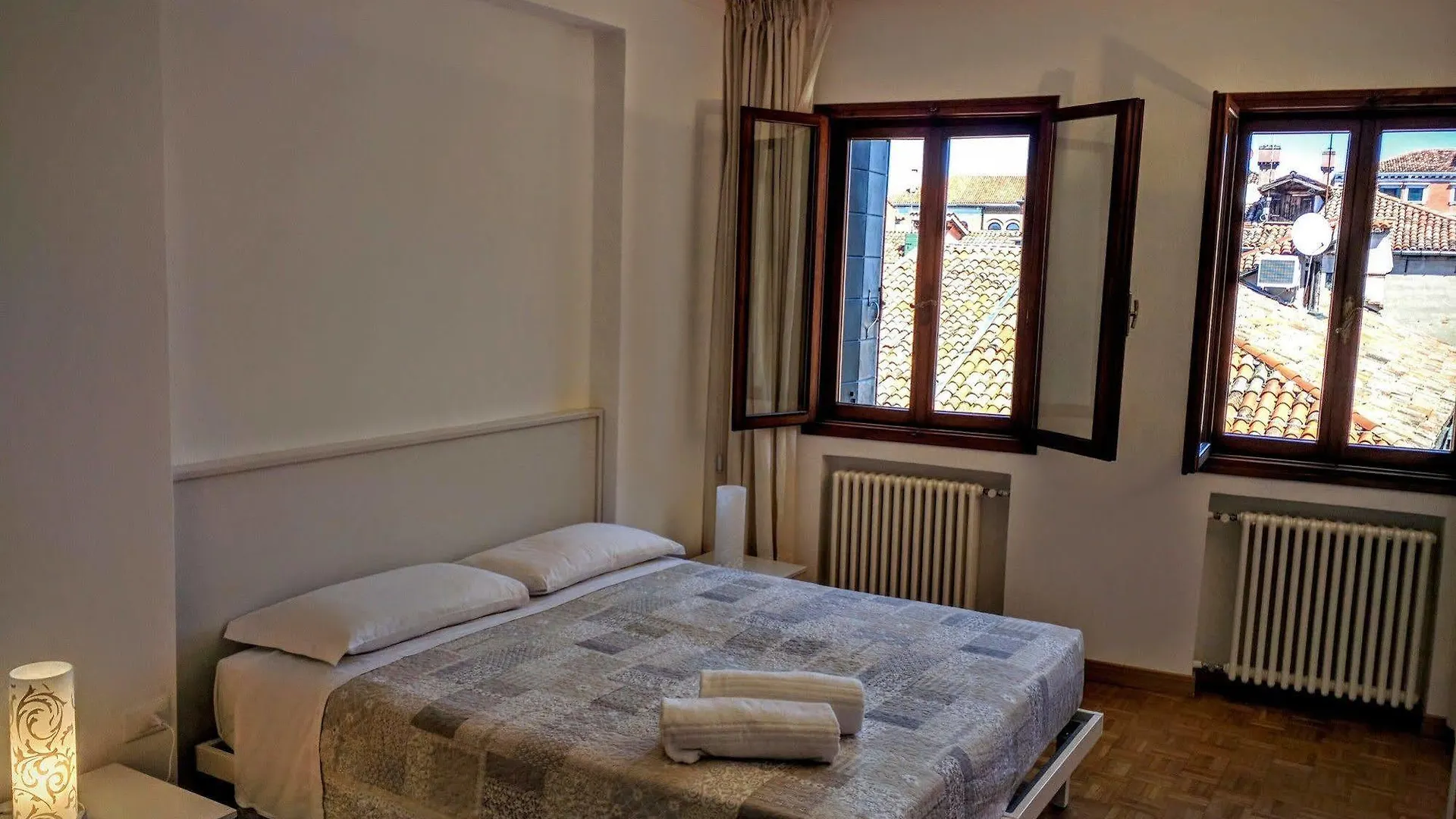 Venice Sun Apartment